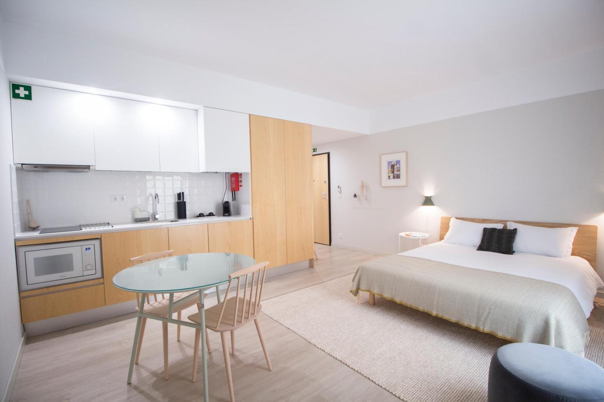 Art Home Apartments I Aveiro Bilik gambar
